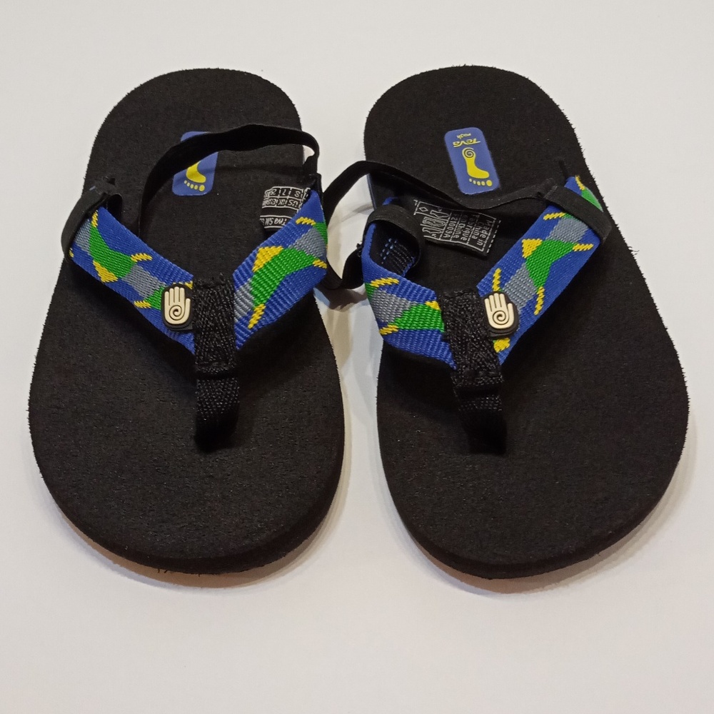 Teva sandals size 8